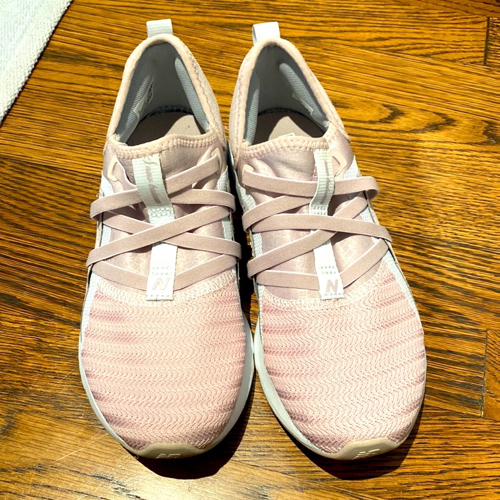 New balance sneakers, size 8
